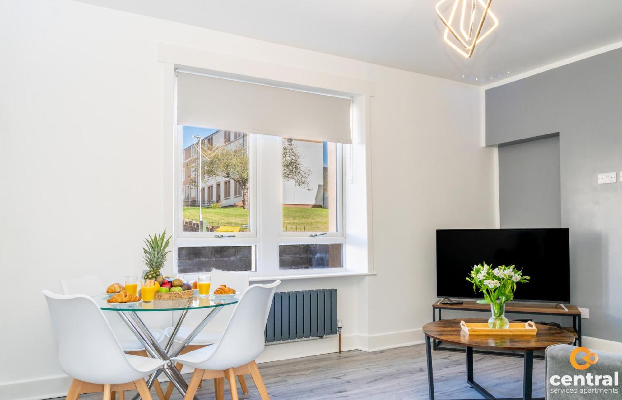Central Serviced Apartments - 2 Bedroom - Free Street Parking - Fast Wifi - Smart Tvs In All Rooms - Ground Level - Family Neighbourhood - 3 X Double Beds - Heating 24-7 - Trade Stays - Weekly & Monthly Offers Данді Екстер'єр фото