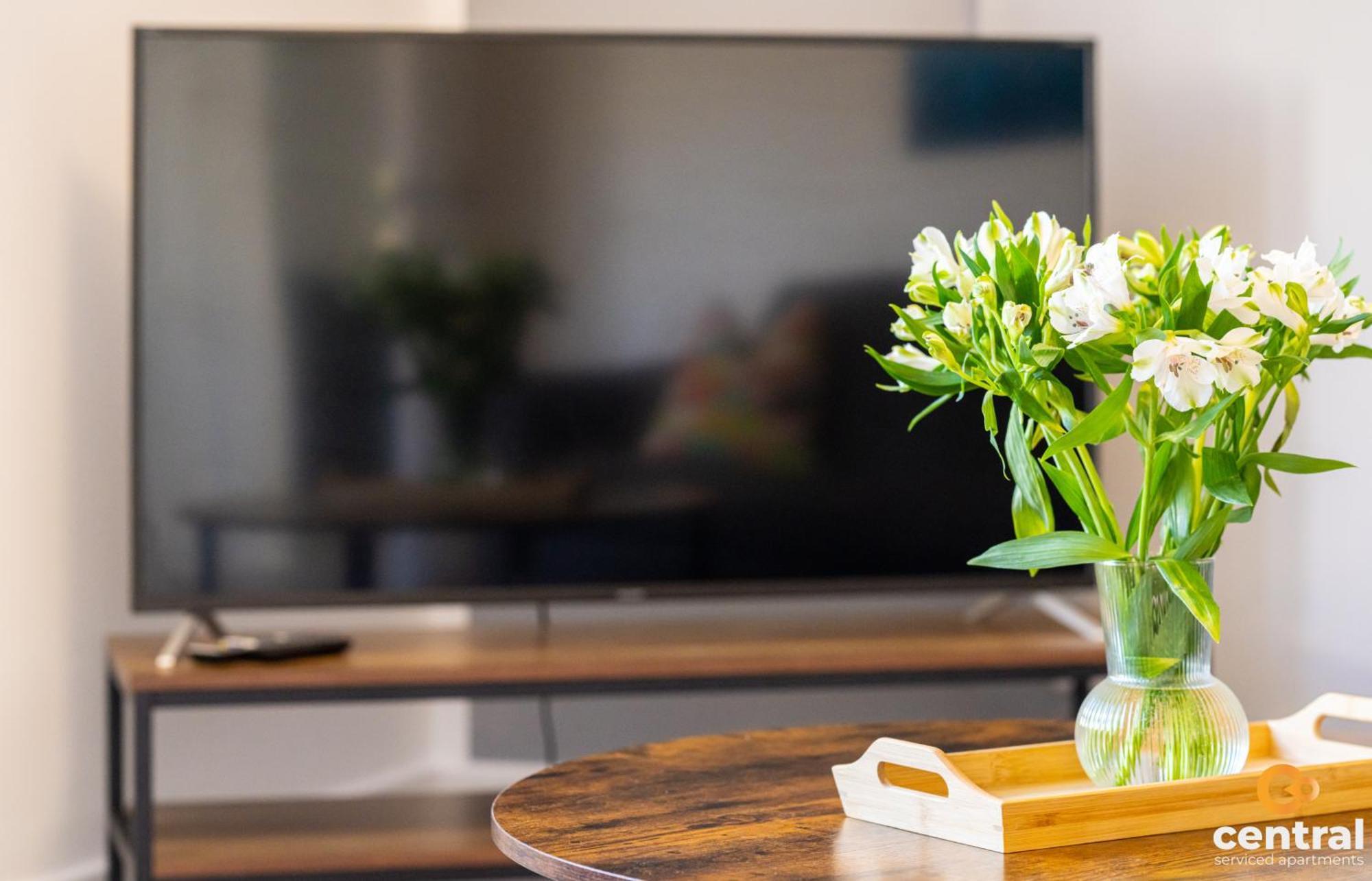 Central Serviced Apartments - 2 Bedroom - Free Street Parking - Fast Wifi - Smart Tvs In All Rooms - Ground Level - Family Neighbourhood - 3 X Double Beds - Heating 24-7 - Trade Stays - Weekly & Monthly Offers Данді Екстер'єр фото