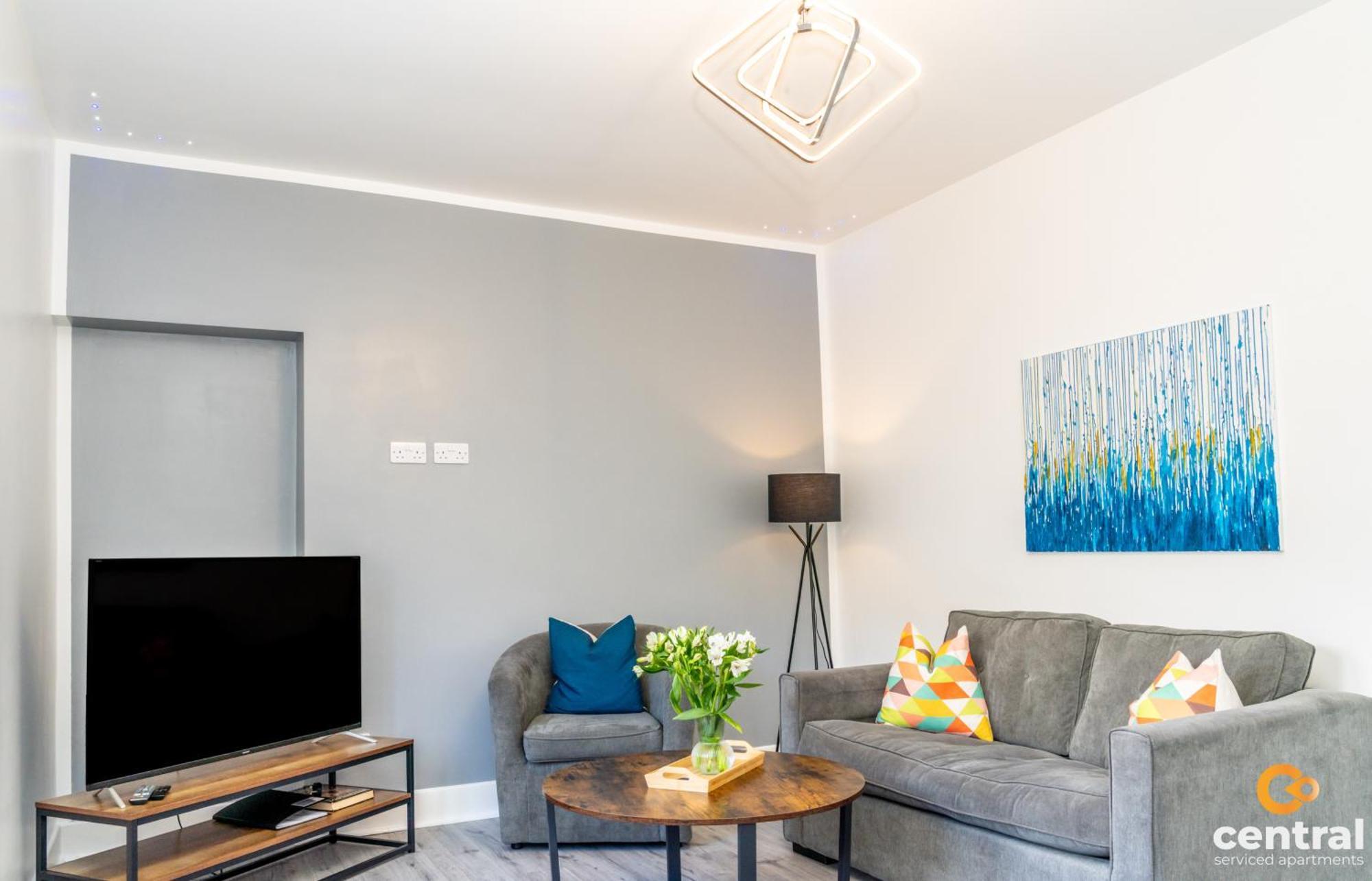 Central Serviced Apartments - 2 Bedroom - Free Street Parking - Fast Wifi - Smart Tvs In All Rooms - Ground Level - Family Neighbourhood - 3 X Double Beds - Heating 24-7 - Trade Stays - Weekly & Monthly Offers Данді Екстер'єр фото