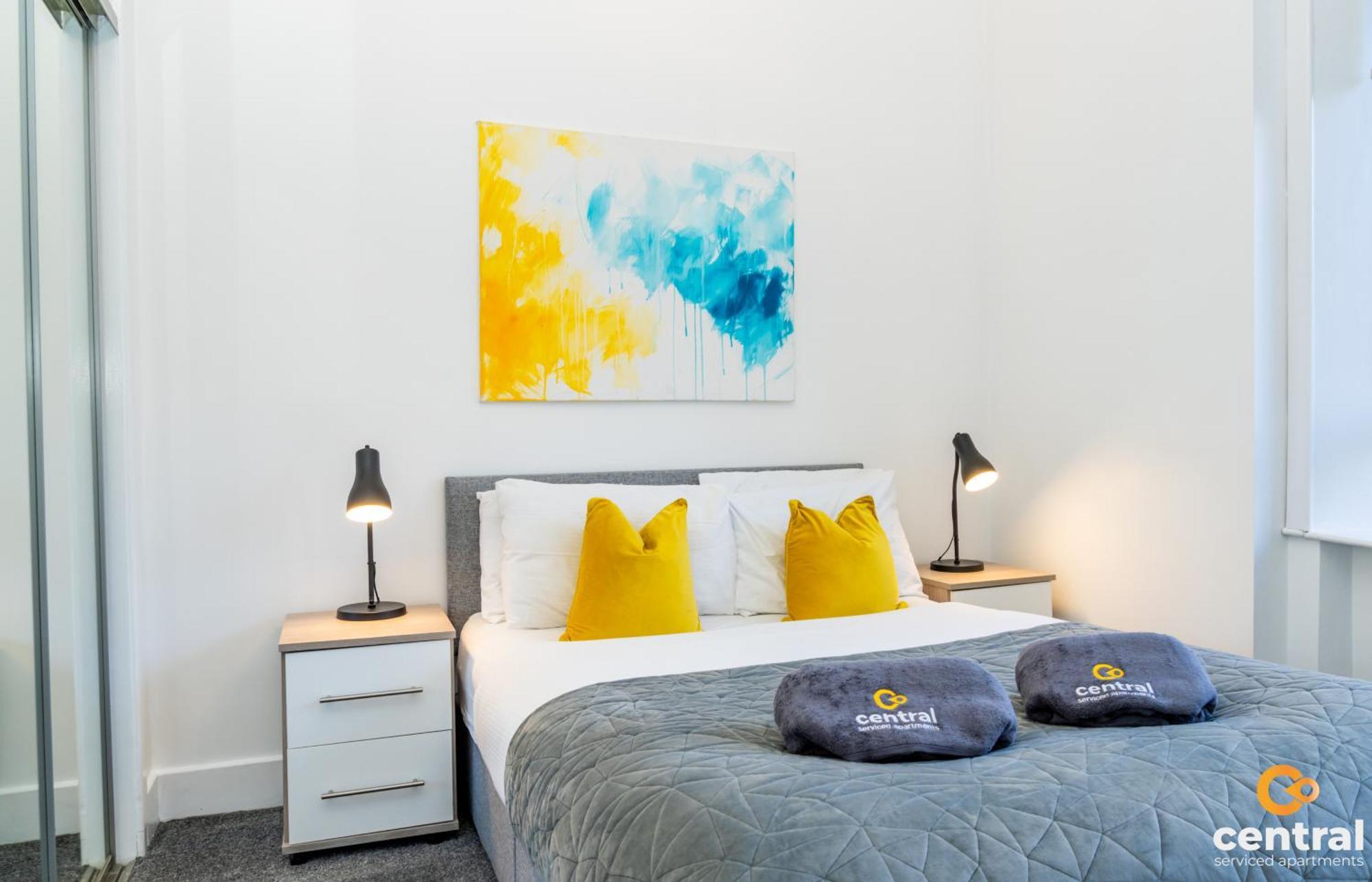 Central Serviced Apartments - 2 Bedroom - Free Street Parking - Fast Wifi - Smart Tvs In All Rooms - Ground Level - Family Neighbourhood - 3 X Double Beds - Heating 24-7 - Trade Stays - Weekly & Monthly Offers Данді Екстер'єр фото